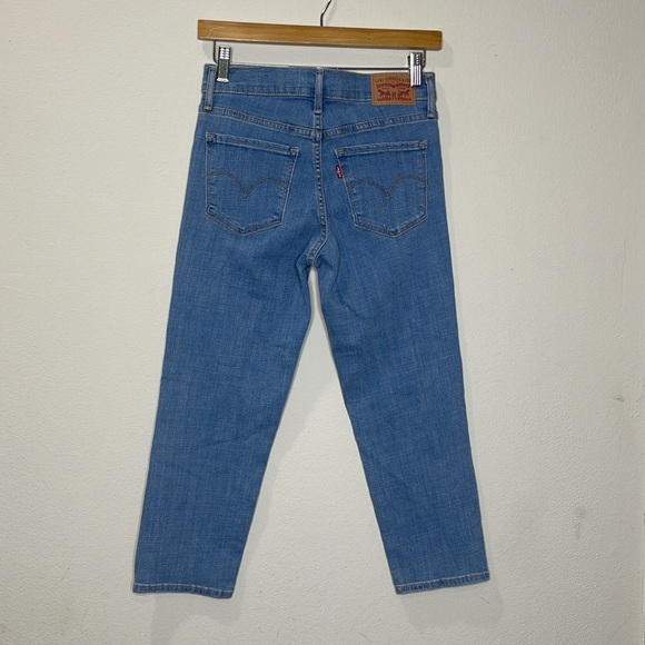 LEVI’S 311 SHAPING SKINNY CAPRI Jeans - Picture 4 of 7